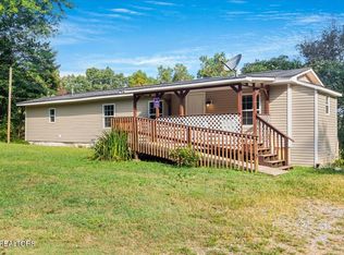 211 Clear Branch Rd, Rocky Top, TN 37769