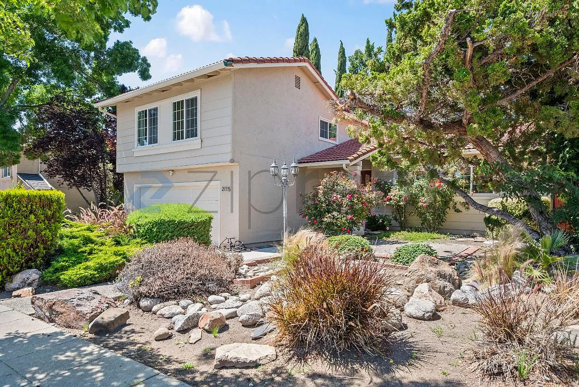 Building Photo - 2115 Sepulveda Ave