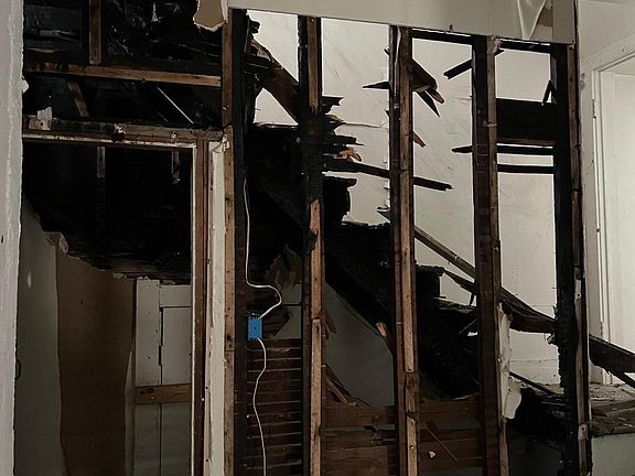 3rd image of 3305 N Detroit Ave