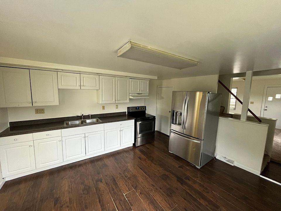 1st image of 4485 1st St #4483