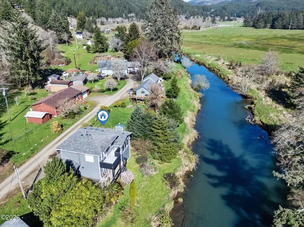 324 S Drift Creek Rd, Lincoln City, OR 97367