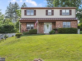 5 Darlene Cir, Broomall, PA 19008