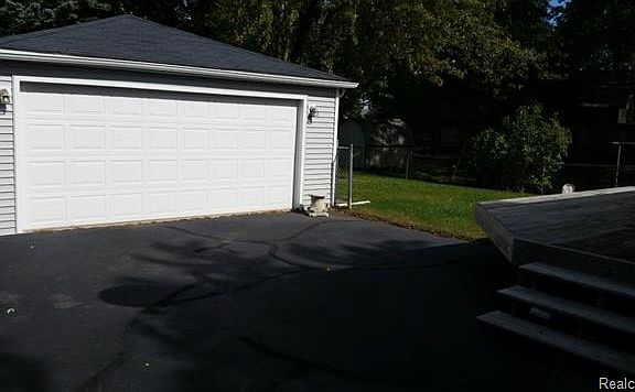 5th image of 4054 Kempf St