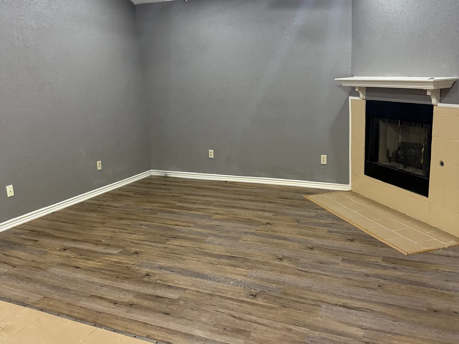 312 Casie Ct — Photo 2
