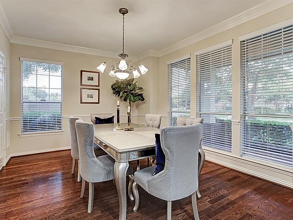 4th image of 4102 Garden Cove Ct