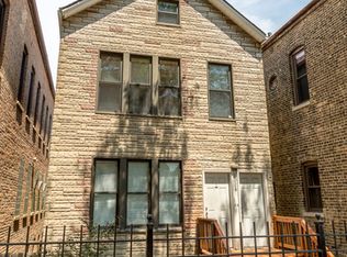 1028 W 32nd St, Chicago, IL 60608