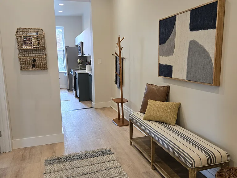 700 N Taylor Ave #2 — Photo 44