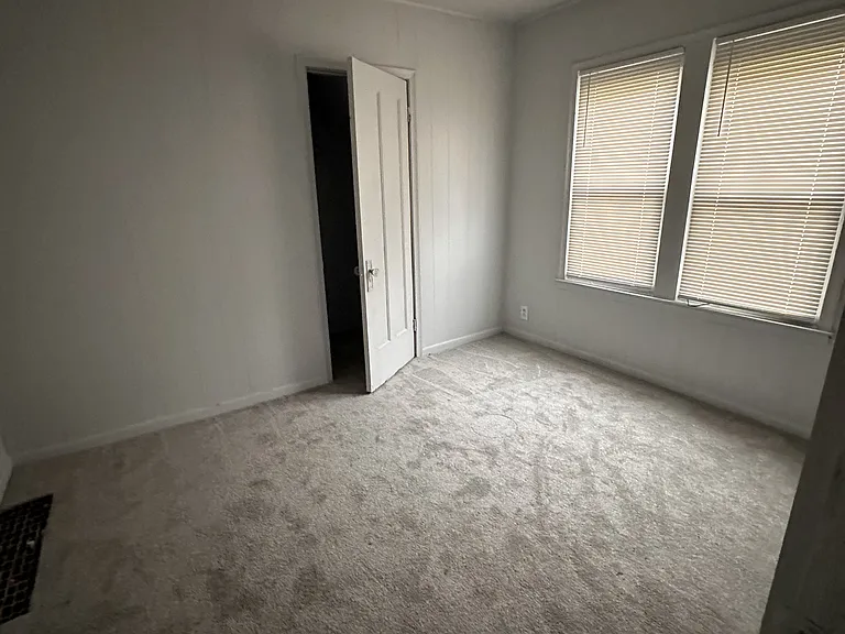 15476 Sorrento St #1 — Photo 18