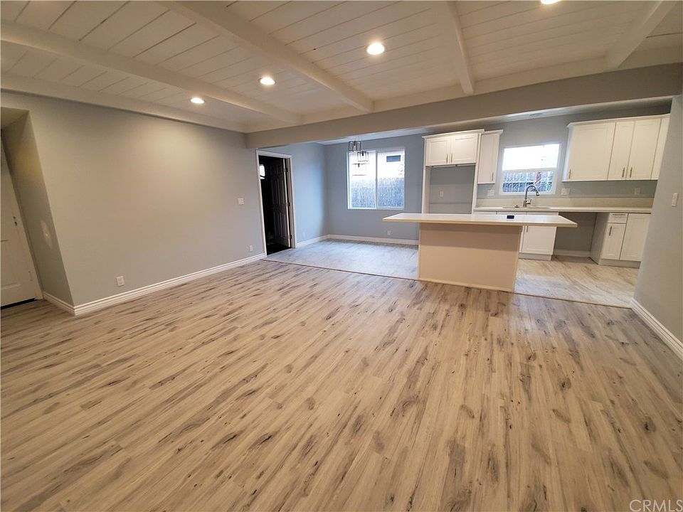 1st image of 1316 W 223rd St