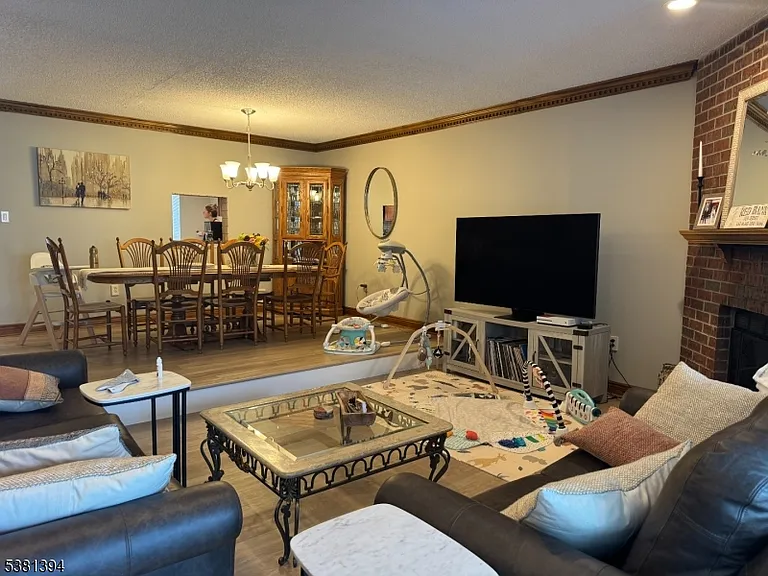 4 Woodward Ln — Photo 10