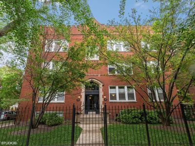 2558 W Wilson Ave APT 3, Chicago, IL, 60625