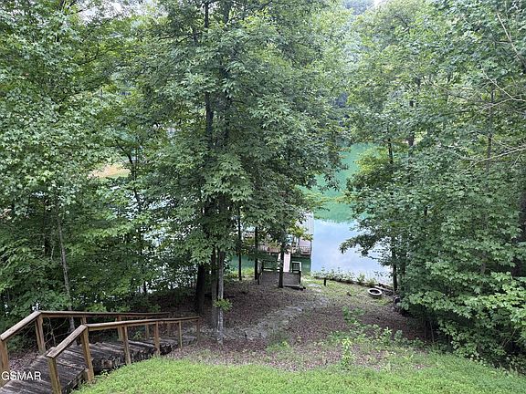 3rd image of 287 Islandview Point