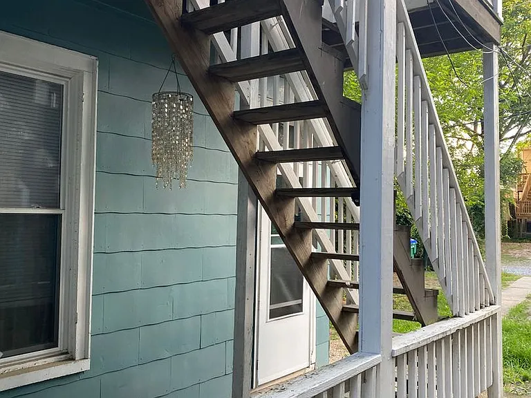 2220 Parkwood Ave — Photo 18