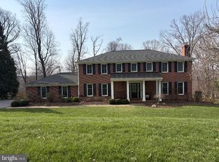 9 Lochwynd Ct, Phoenix, MD 21131