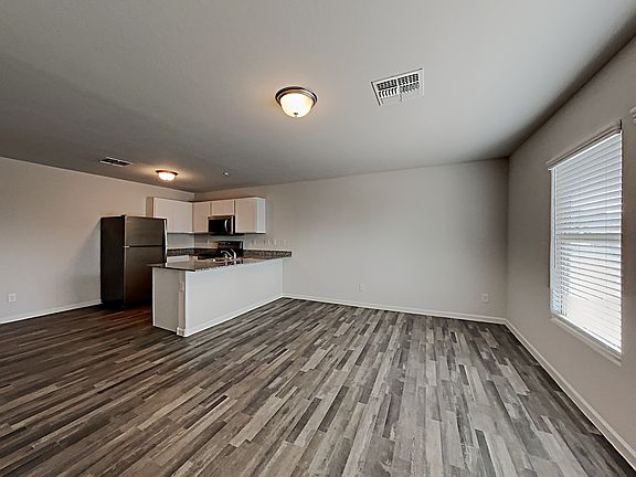 4th image of 130 W Impala Pl