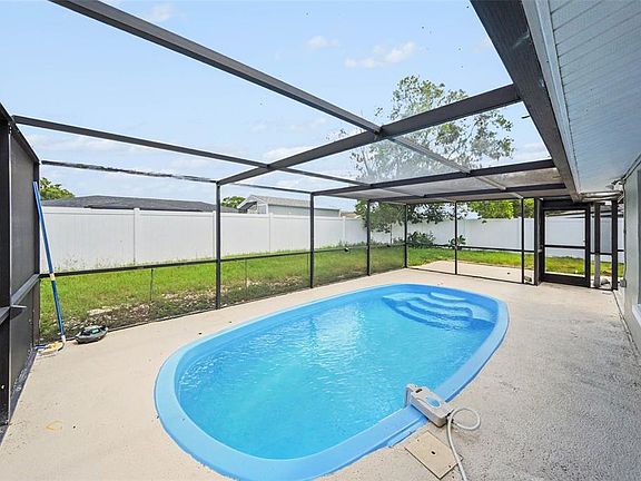 4th image of 7815 MONARDA DRIVE
