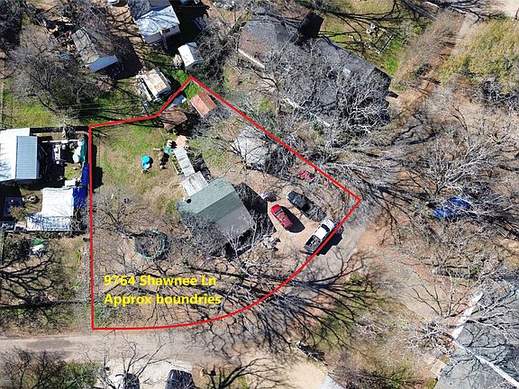 3rd image of 9764 Shawnee Ln