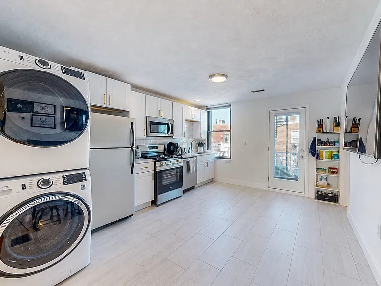 192 Athens St #3 — Photo 12