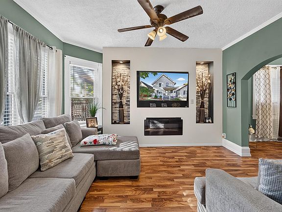 4th image of 3009 S 8th STREET