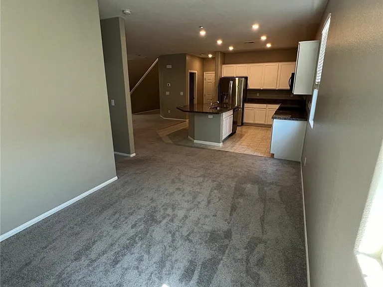 6071 Castle Gardens Ave — Photo 16