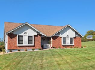 54 Lake Forest Cir, Lake Saint Louis, MO