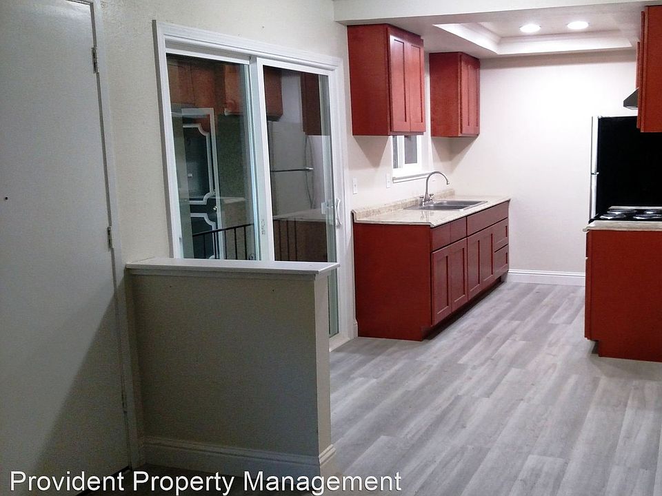 1st image of 1572 Mendenhall Dr APT 2