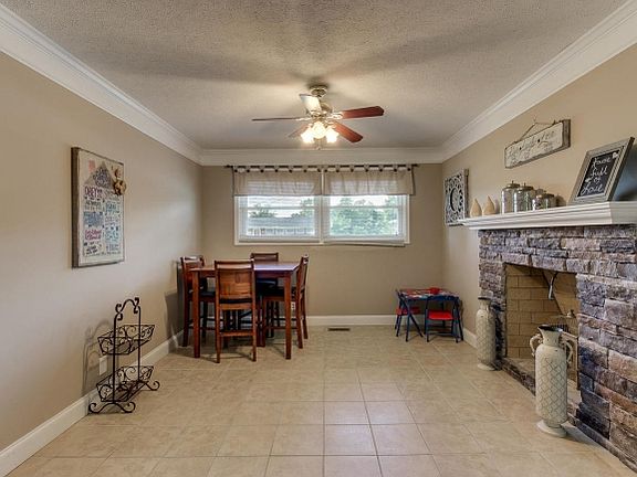 5th image of 1228 Malabar Dr