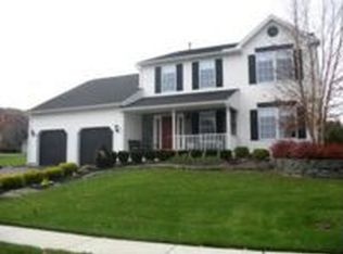 3502 Kickapoo Dr, Sinking Spring, PA 19608