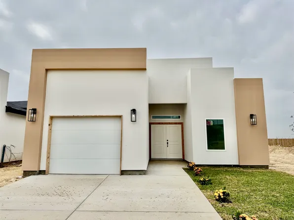 207 Lusitano Dr, Laredo, TX 78046