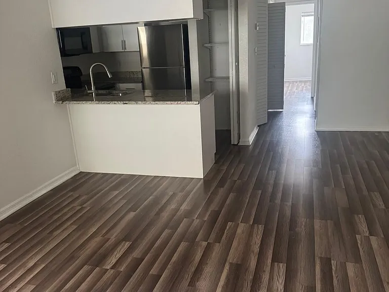 111 N Pearl St #113-3D — Photo 6