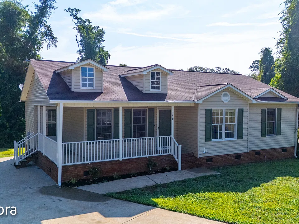110 Clowney Ct
