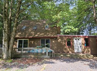 112 Maple Rd, Blakeslee, PA 18610