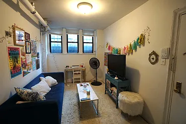 Rented by Best Apartments North Inc