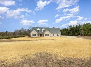 7241 Union Camp Dr, Snow Camp, NC 27349