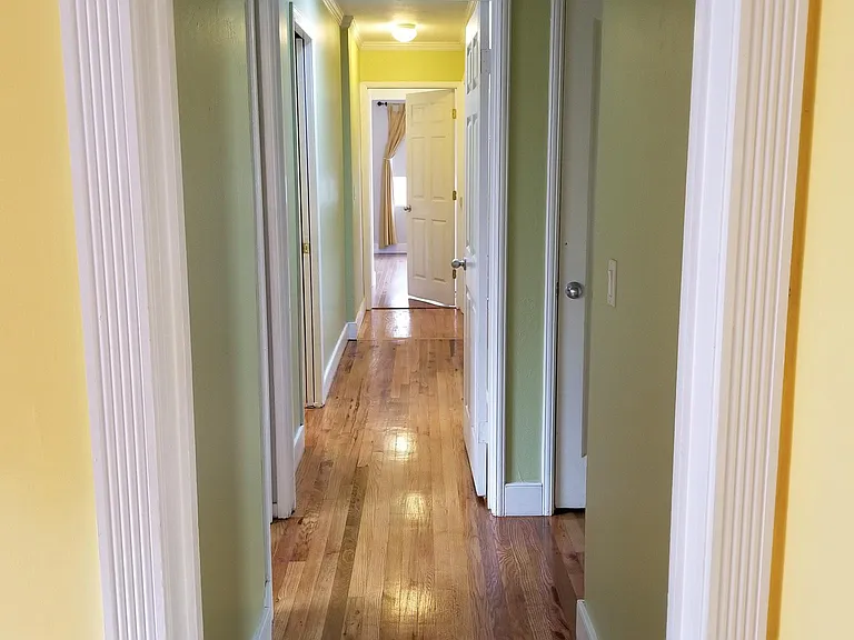 6109 Tehama Ave — Photo 13