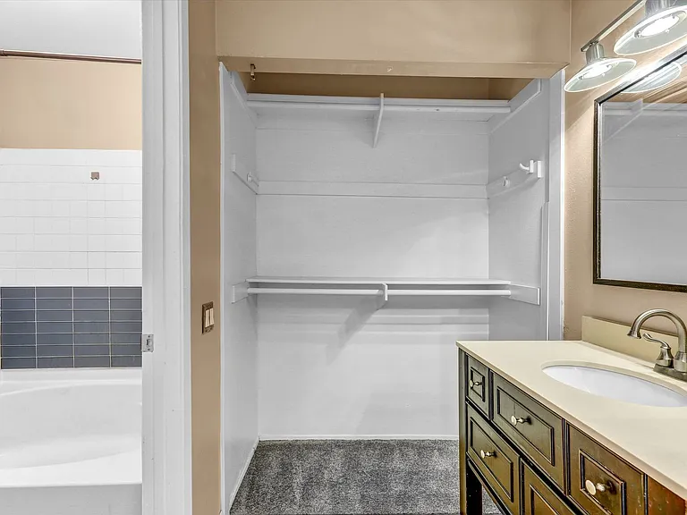 3575 Caminito Carmel Lndg — Photo 22