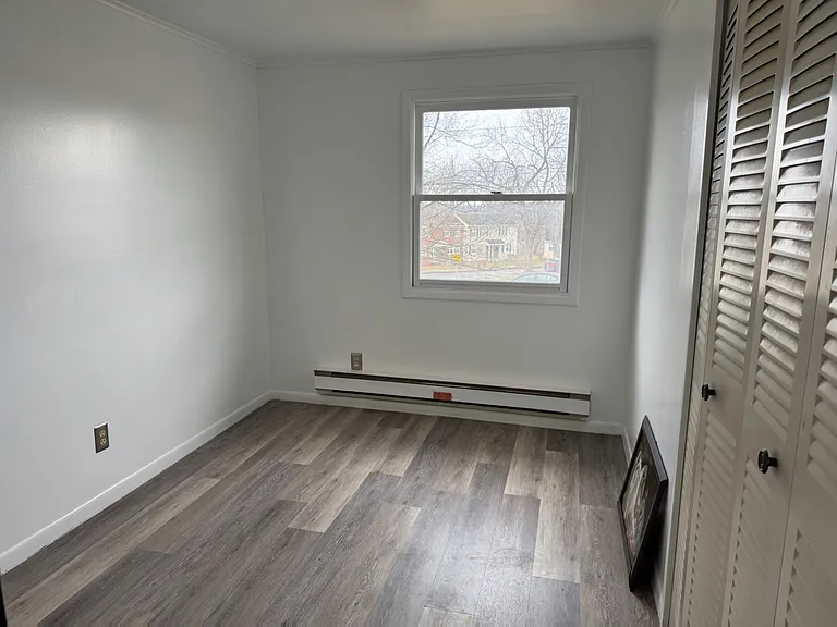 207 Grandview Ave — Photo 4