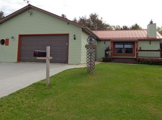 9958 Oakdale Dr, Almond, WI 54909