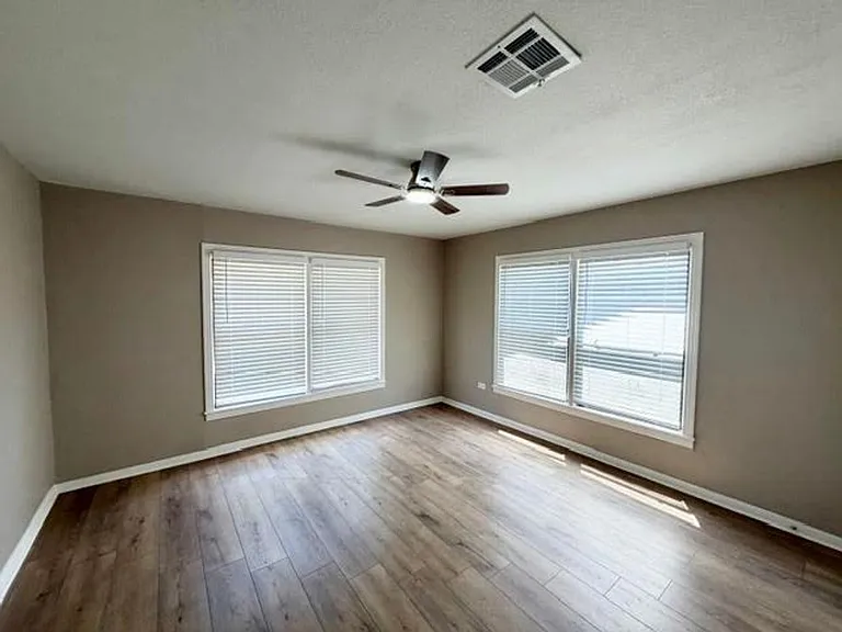 3500 Leland Ave — Photo 11