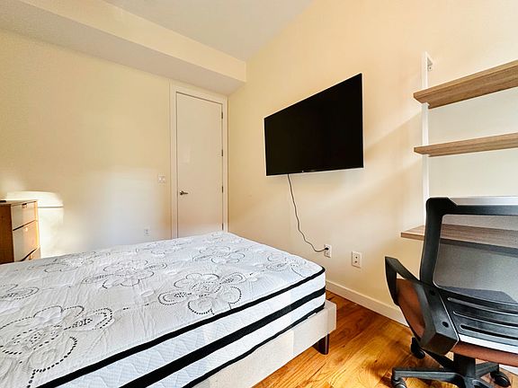 2nd image of 1417 Bedford Ave #1