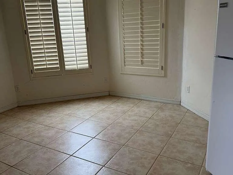 2902 N Udall St — Photo 8