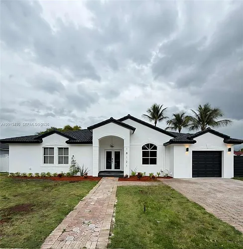18121 SW 152nd Ct Photo 1