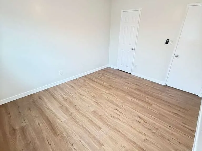 13238 Vanowen St — Photo 13