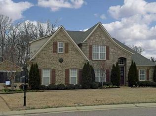 100 Eagle Valley Dr, Oakland, TN 38060