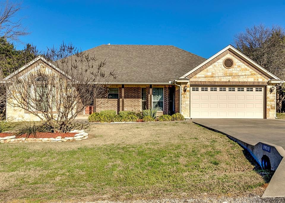 1st image of 9010 Pleasant Dr