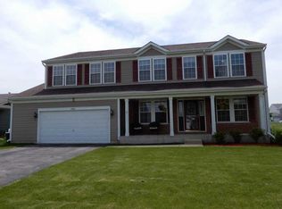 6425 Sunny Meadow Dr, Machesney Park, IL 61115