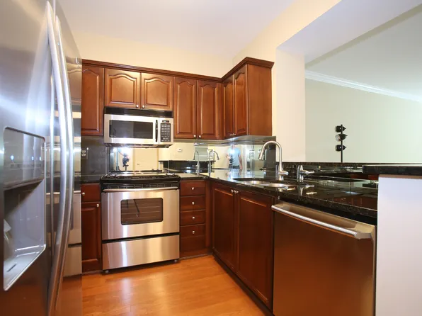 2413 River Green Dr NW, Atlanta, GA 30327