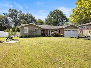 53 Kinsella St, Dix Hills, NY 11746
