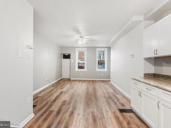 4th image of 3083 Witte St