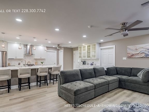 4th image of 508 Tasha Dr #1
